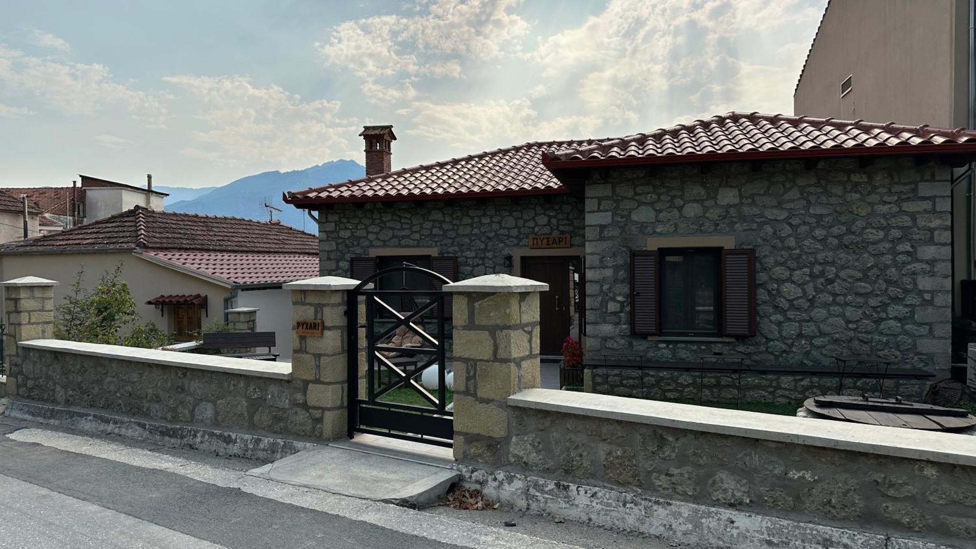 Guesthouse Pyxari Kalampáka Luaran gambar